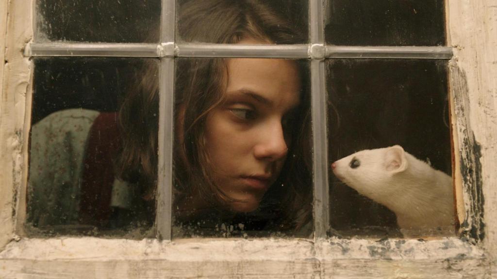 Fotograma de His dark materials.