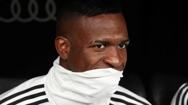 Vinicius, en el banquillo del Santiago Bernabéu