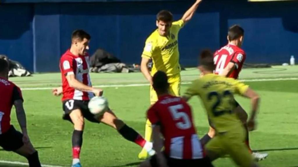 La mano de Yuri en el Villarreal - Athletic