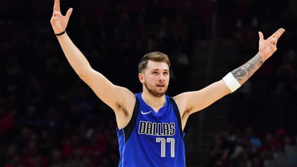 Luka Doncic con Dallas.