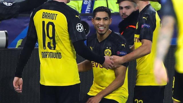 Achraf celebra uno de los goles del partido