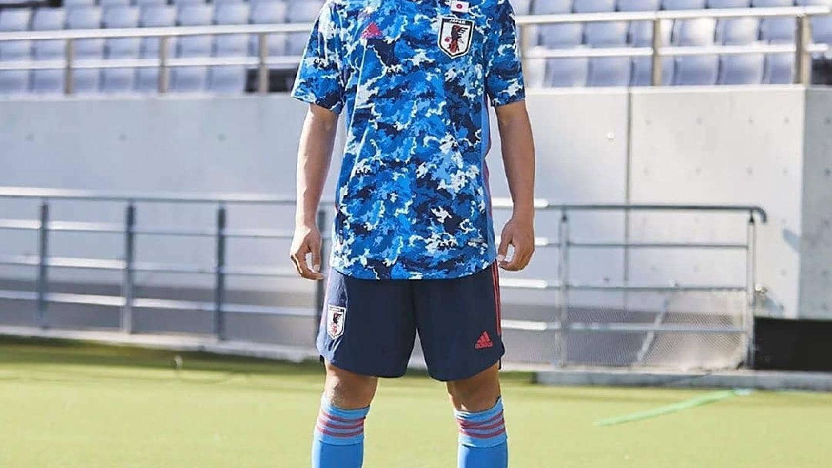 kubo-imagen-de-la-nueva-camiseta-de-jap-n