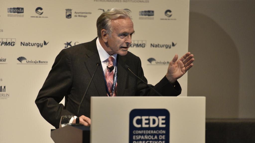 Isidro Fainé, presidente de la Fundación bancaria La Caixa, durante su discurso en el XVIII congreso de directivos de Cede.