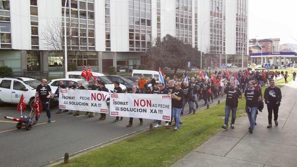 Cierra la planta de Isowat en A Coruña: los trabajadores  firman el ERE extintivo