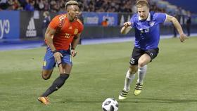 Adama Traoré, en un partido con España