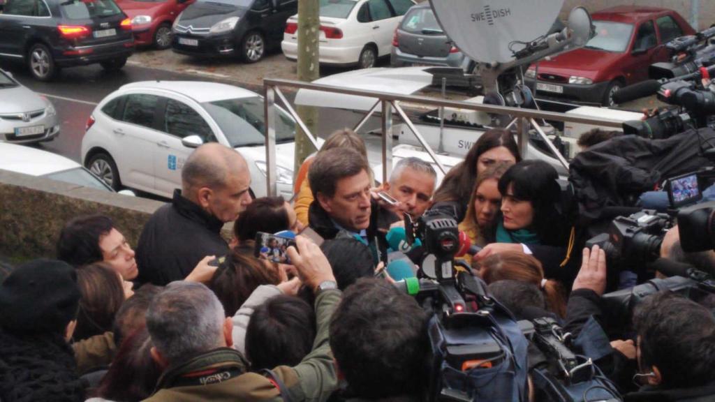 Juan Carlos Quer, a las puertas del Juzgado de Santiago de Compostela.