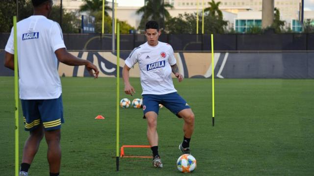 James Rodriguez entrena con Colombia