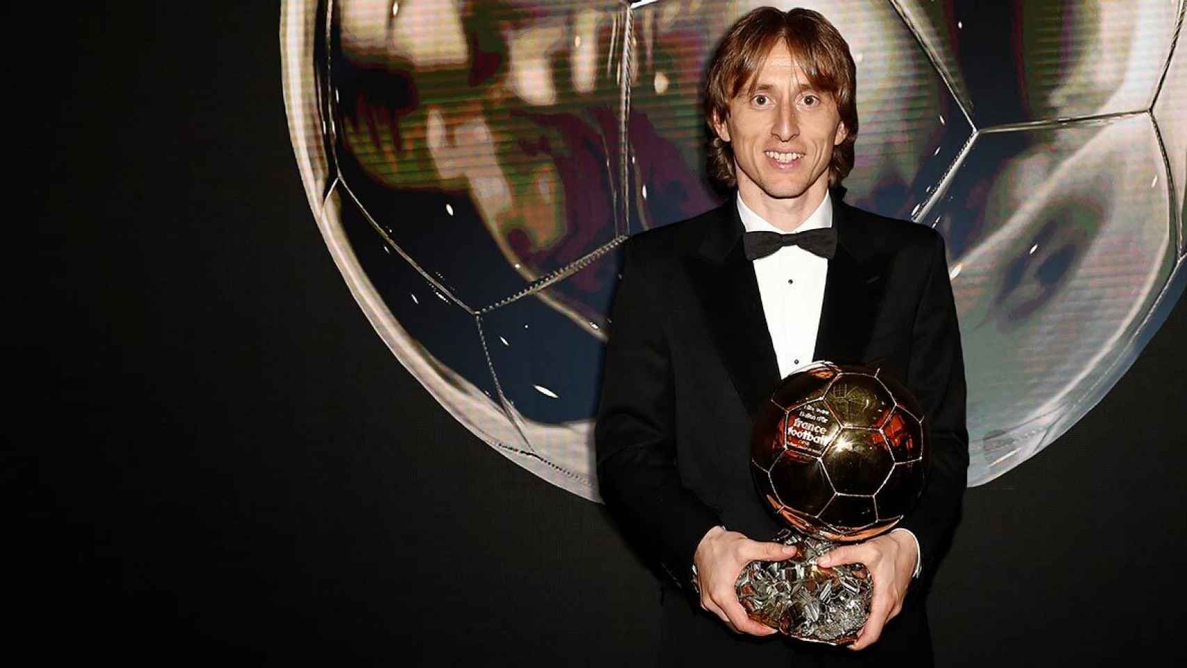 Luka Modric, con el Balón de Oro 2018