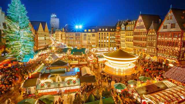 Quick_24041639_l_mercado-Navidad-centro-historico-Frankfurt-Alemania