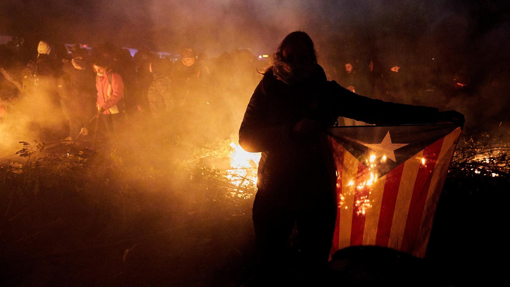 Protestas en la AP-7, a la altura de La Junquera.