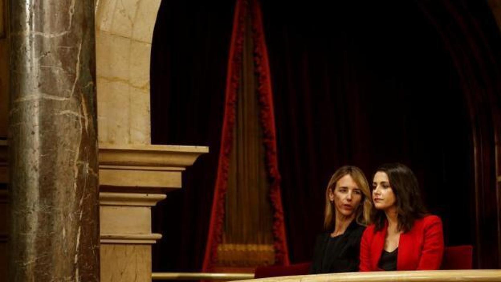 Arrimadas y Álvarez de Toledo, juntas en el Parlament de Cataluña.