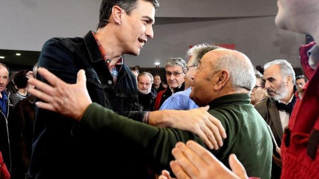 Pedro Sánchez, Presidente del Gobierno en funciones, durante un acto en Leganés con jubilados.