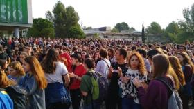 Estudiantes en el Campus de Bellaterra hacen huelga.