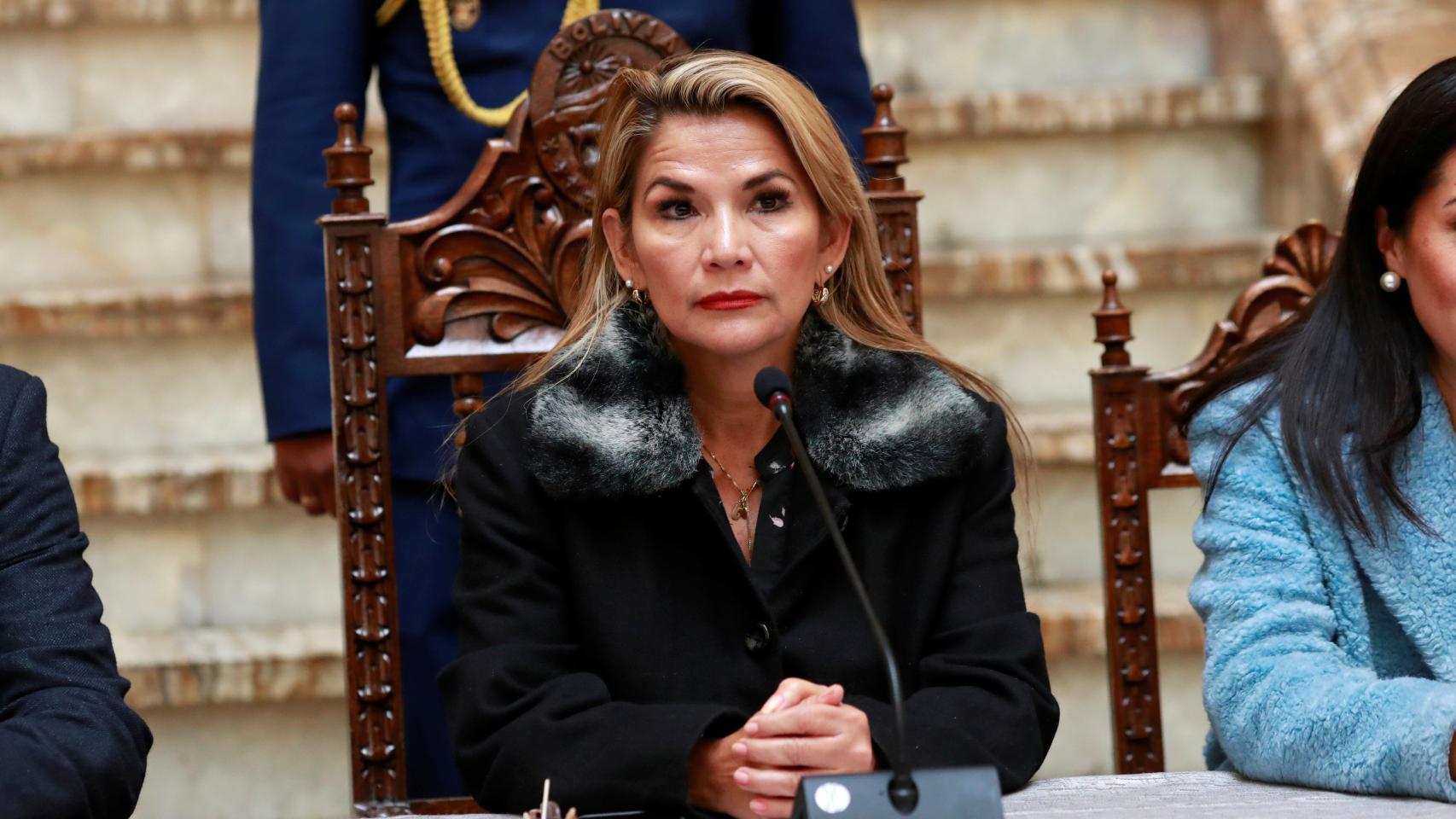 La presidenta interina, Jeane Áñez, durante una rueda de prensa en el Palacio Presidencial.