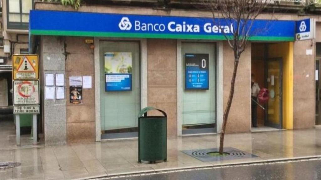 Preocupación por los despidos en el Banco Caixa Geral, propiedad de Abanca
