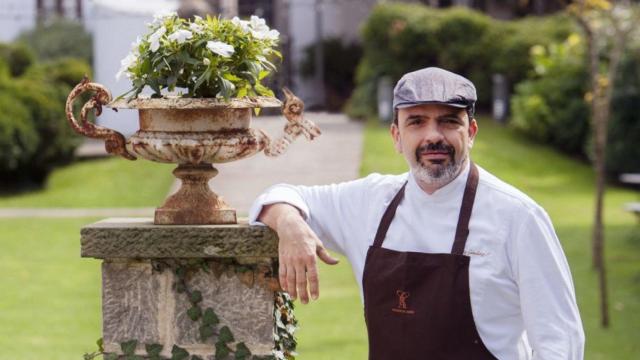 Jesús Sánchez en el Cenador de Amós (Cantabria). Tres estrellas.