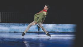 El patinador Javier Fernández calienta motores para su ‘Revolution on Ice’ en A Coruña