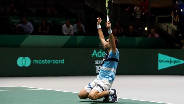 Pella celebrando la victoria ante Carreño.