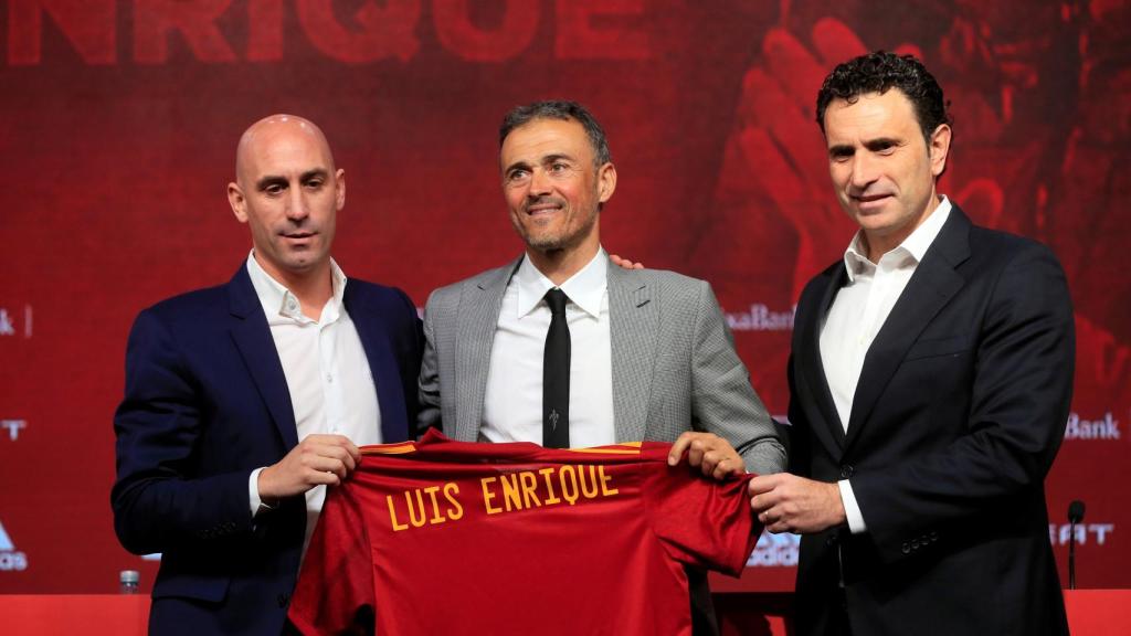 Luis Enrique, en la presentación con Luis Rubiales y José Francisco Molina