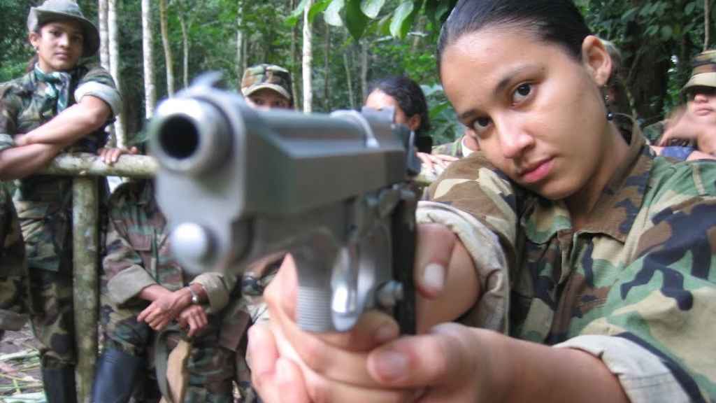 Las FARC reclutaron a miles de niños antes de firmar los acuerdos de paz y les convirtieron en soldados.