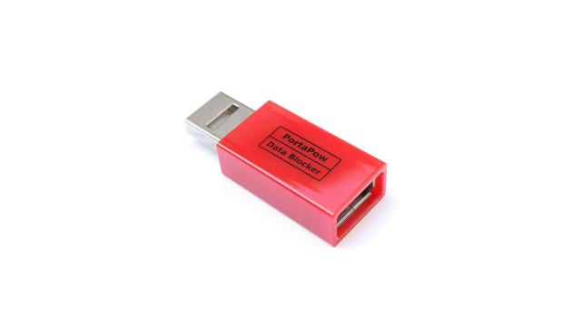 Con este pendrive podrás conectarte a USBs públicos sin miedo a que te hackeen