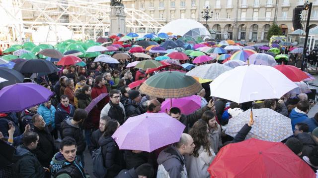 A Coruña se llena de paraguas en el Día de las Personas con Discapacidad