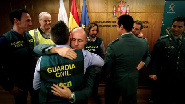 Guardias civiles implicados en el operativo tras la rueda de prensa sobre el caso Diana Quer.