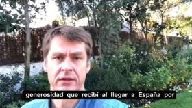 El embajador británico, Hugh Elliott, en su último vídeo.