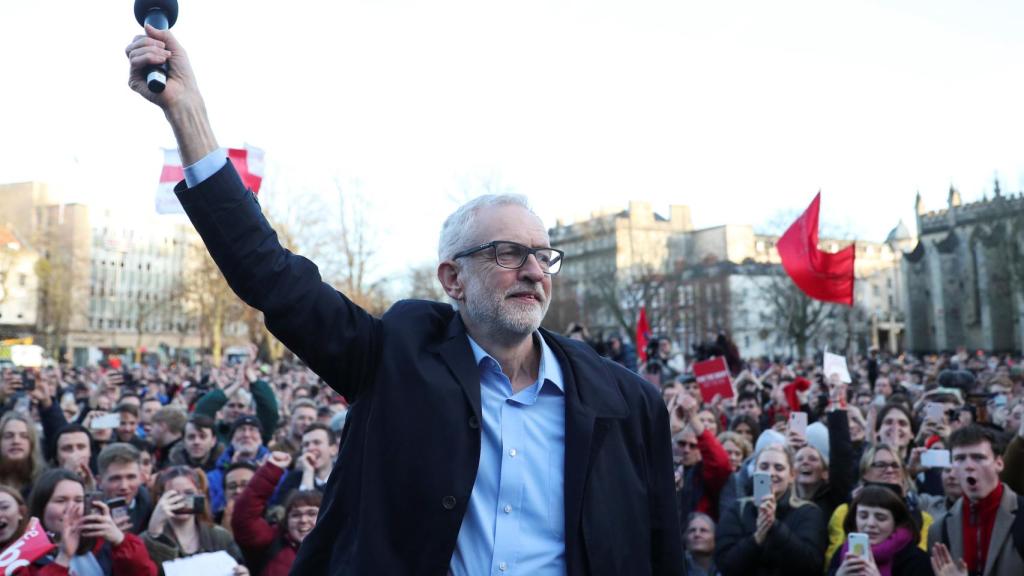 Jeremy Corbyn en un mitin electoral en Bristol