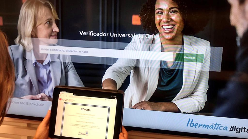 Desarrollan un proyecto con blockchain para acabar con la falsas titulaciones universitarias