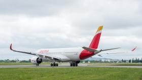 Uno de los nuevos Airbus A350-900 de Iberia.