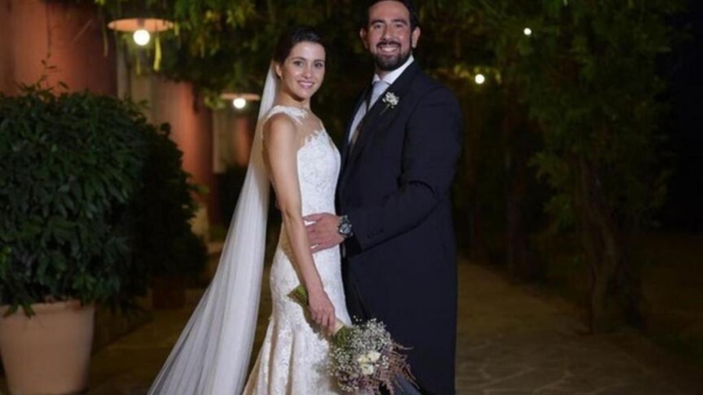 Inés y Xavier, en el día de su boda, el 31 de julio de 2016.