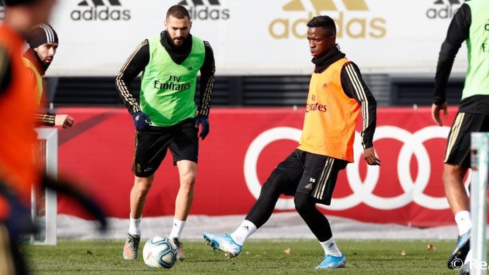 Karim Benzema y Vinivius Junior, durante el entrenamiento