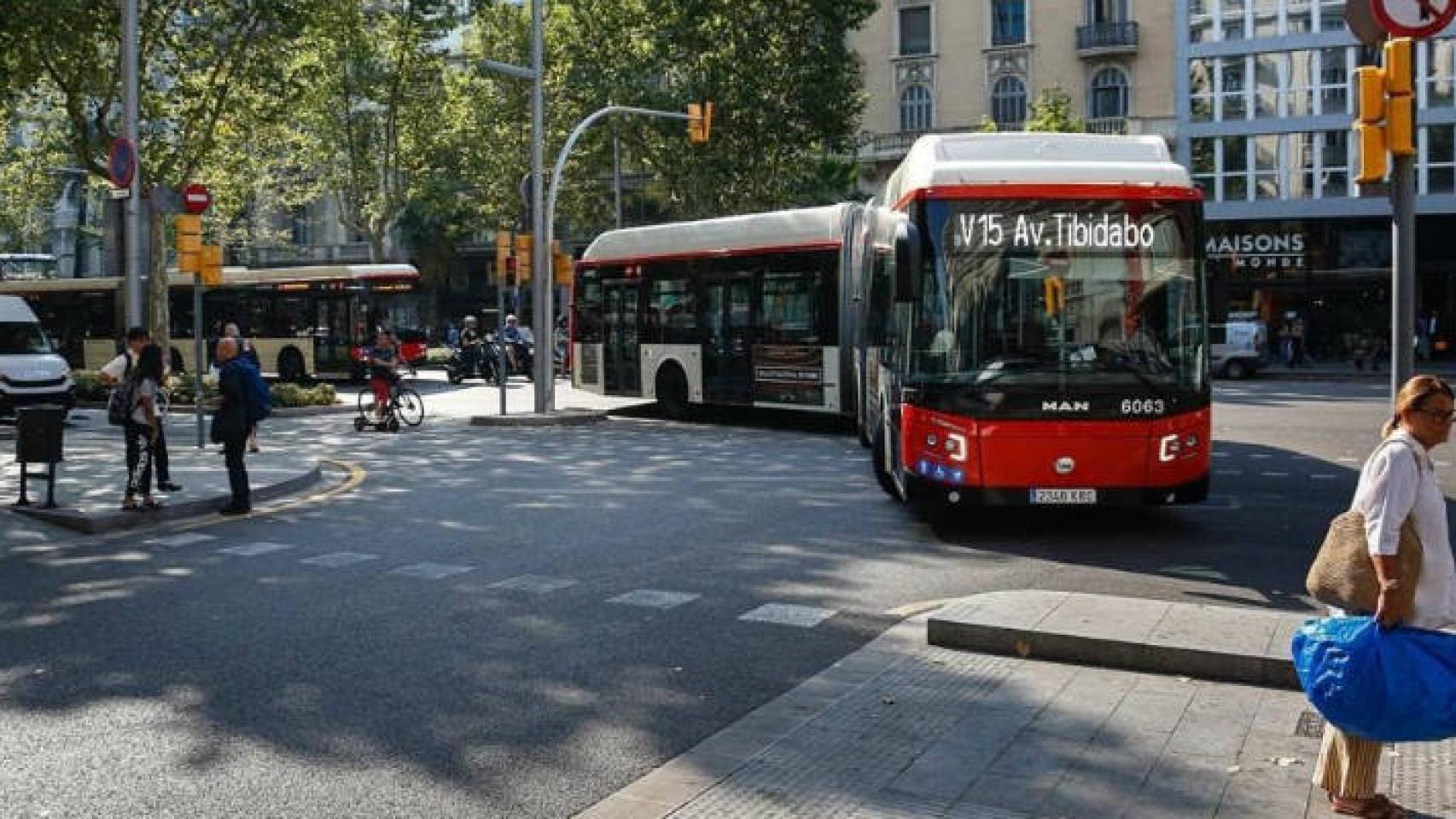 Imagen de recurso de un autobús urbano de Barcelona