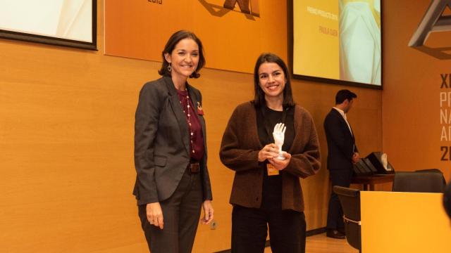 Paula Ojea, la ceramista gallega que ha ganado el Premio Producto de Artesanía