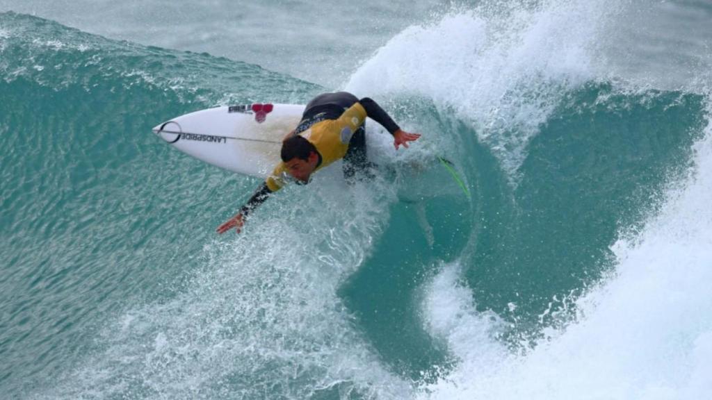 Espectaculares imágenes del campeonato de surf profesional celebrado en A Coruña