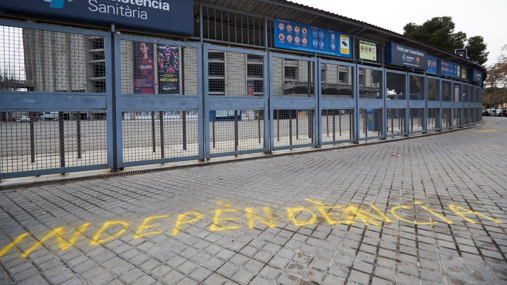 Pintadas en el Camp Nou ante El Clásico