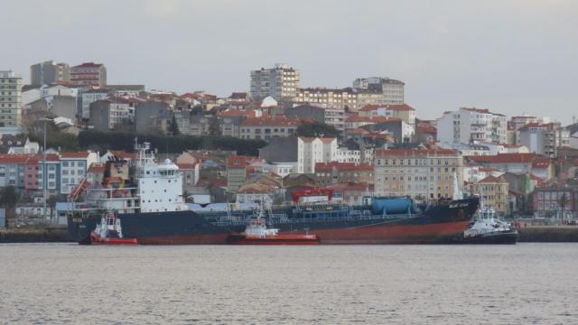 El ‘Blue Star’ será reparado en el área de Carenas de Navantia Ferrol