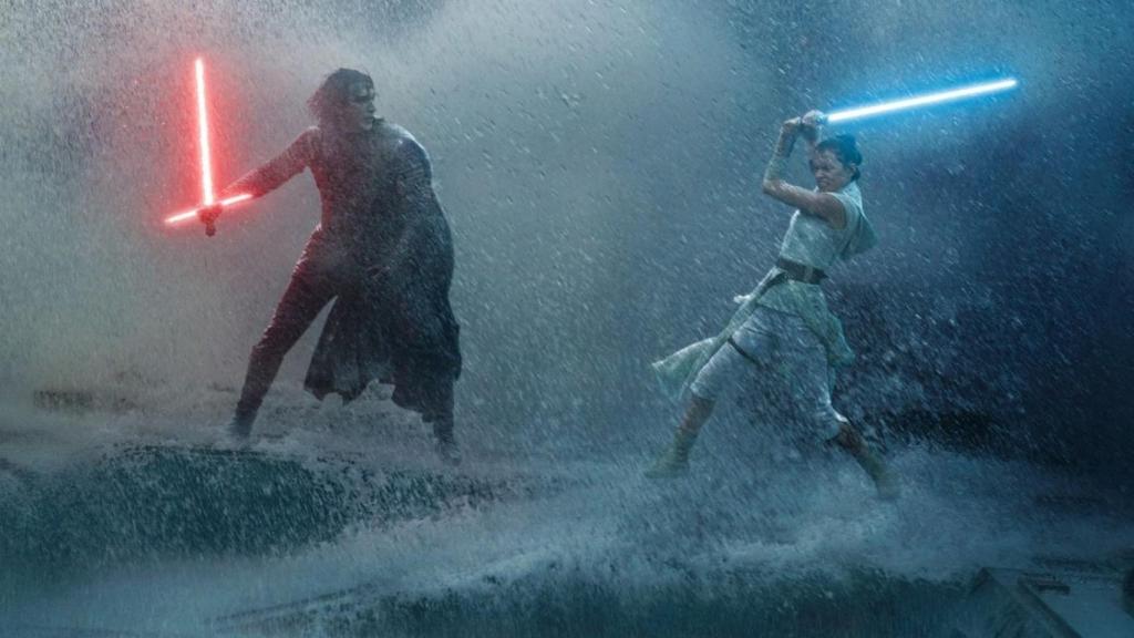 Kylo Ren y Rey en uno de los mejores momentos del filme.