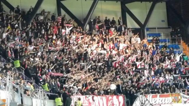 La grada de aficionados del Rayo Vallecano