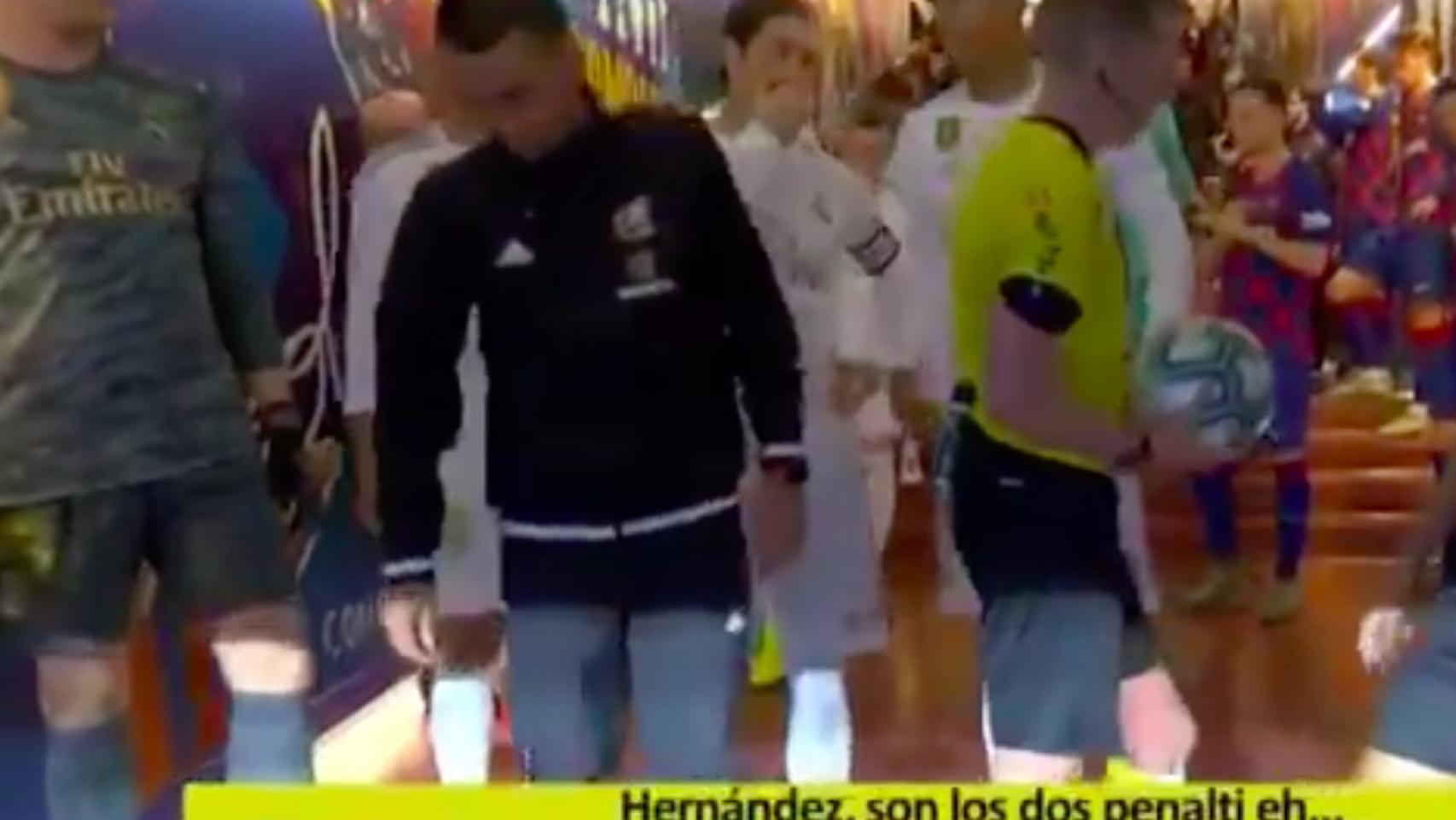La charla de Sergio Ramos y Varane con Hernández Hernández