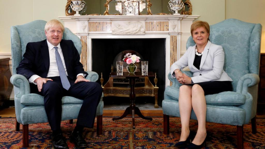 Boris Johnson y Nicola Sturgeon en una imagen de archivo.