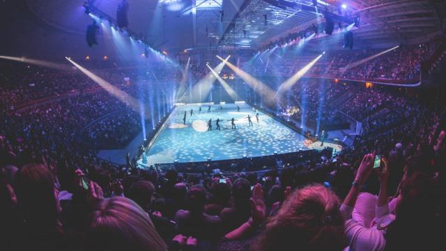 El Coliseum presentó un lleno absoluto