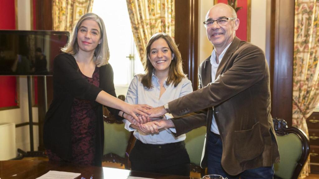 Acuerdo para los presupuestos de A Coruña entre PSOE, Marea y BNG
