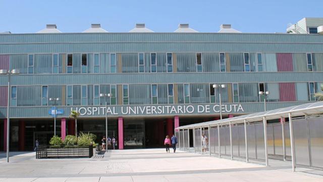 Imagen exterior del Hospital Universitario de Ceuta.