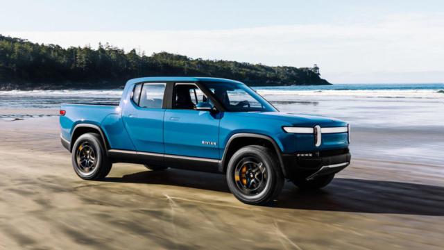 El Rivian R1T es una camioneta eléctrica muy esperada