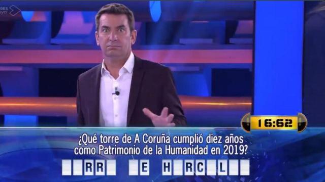 La cara de Arturo Valls ante las respuestas del concursante.