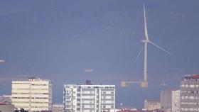 ¿Una estación eólica flotante en A Coruña? La imagen curiosa de esta tarde