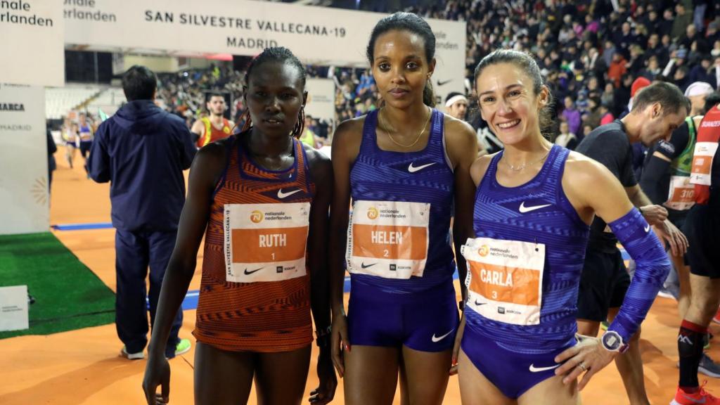 El podio de la carrera femenina de la San Silvestre Vallecana 2019