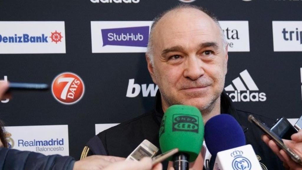 Pablo Laso, ante los medios